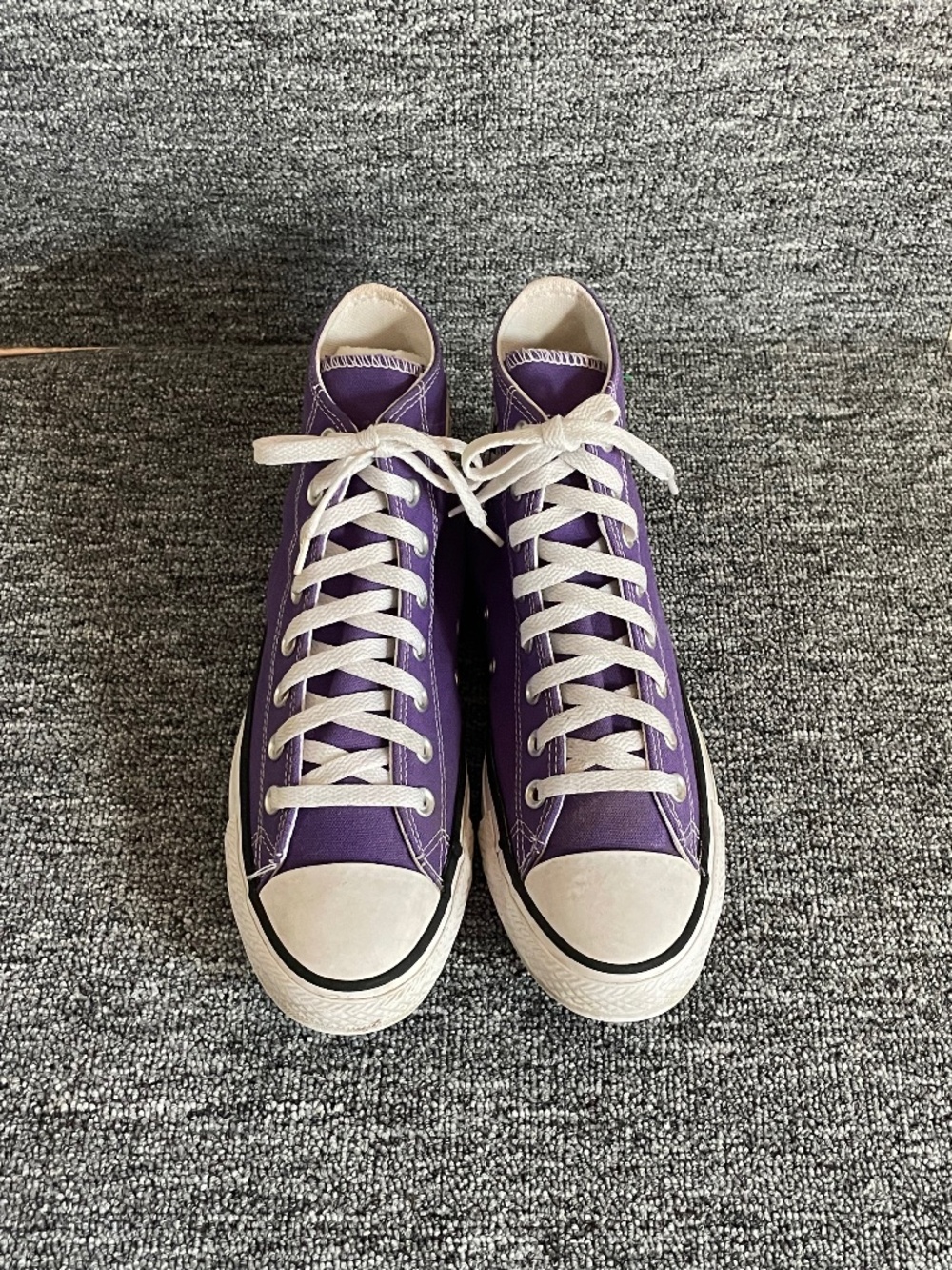 Converse All Stars Purple high top m7/ w9
